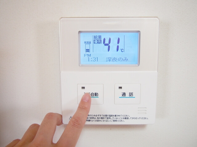 エコキュートを買い換えるタイミングは？得するコツも紹介