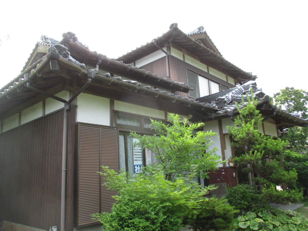エコキュート工事　佐賀県唐津市　毛利邸