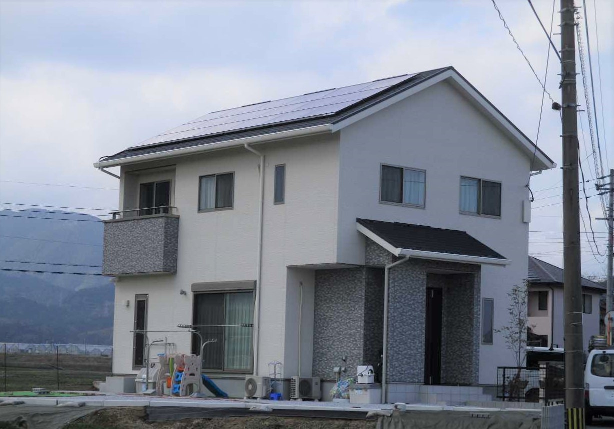 太陽光発電システム　福岡県宮若市　川本邸