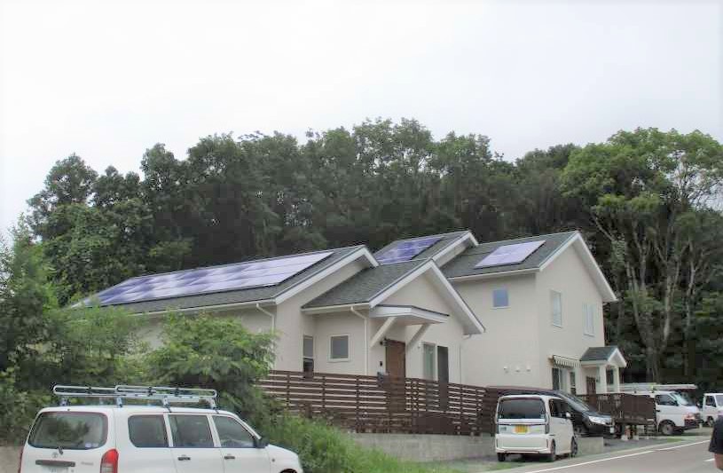 太陽光発電システム設置工事　佐賀県伊万里市　中尾邸