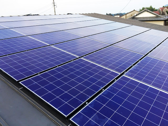 太陽光発電システム設置工事　宮崎県宮崎市　満行邸