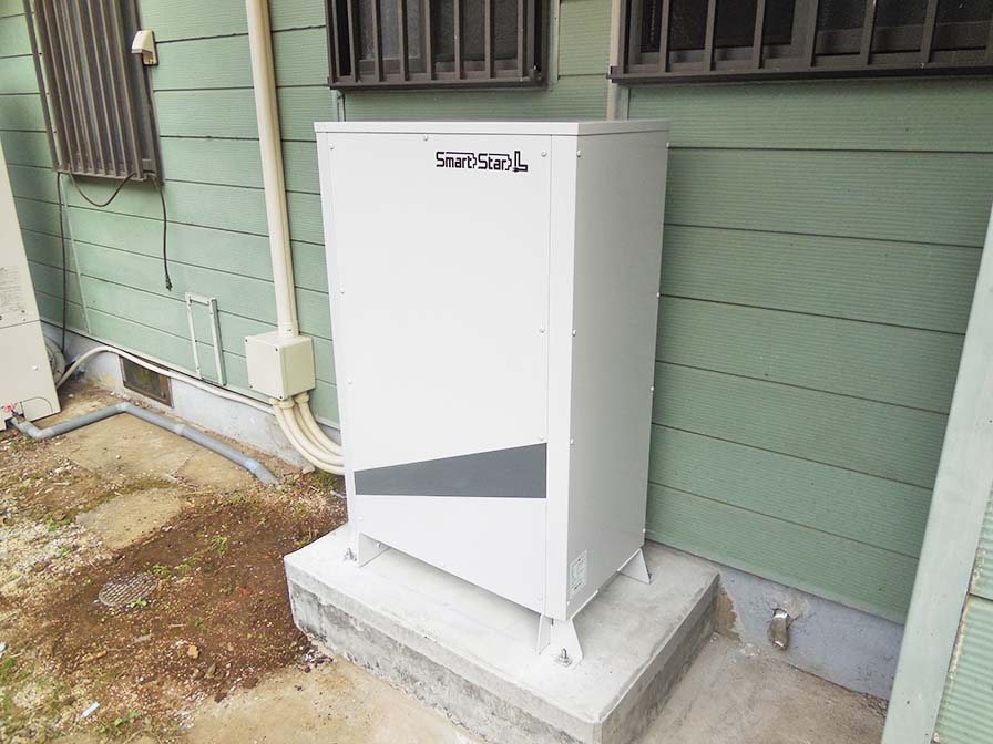 大分県豊後大野市の衛藤様邸にて蓄電池システム（スマートスターL）の設置工事しました。