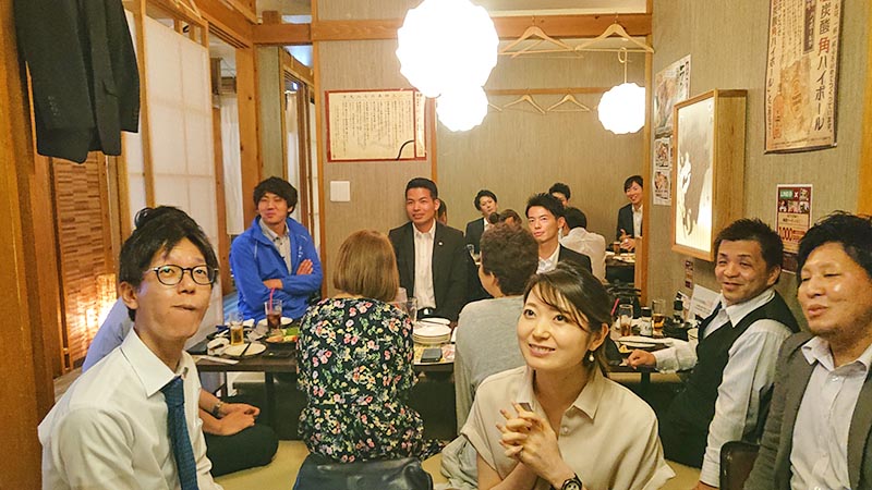 乾杯の音頭は数回行われました