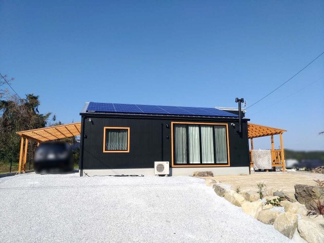 福岡県飯塚市のＩ様邸にて、太陽光発電システムを設置しました。