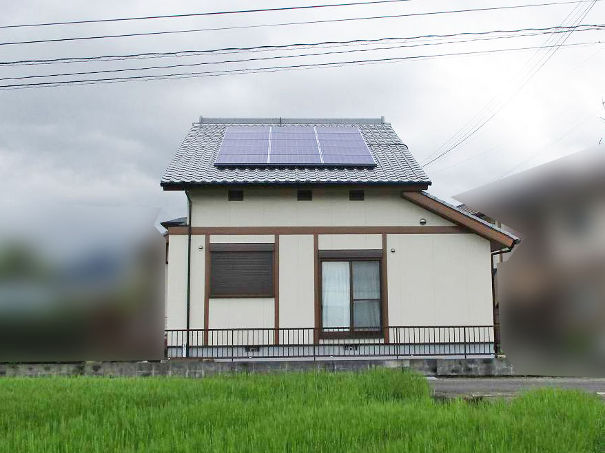 佐賀県鹿島市のＴ様邸にて太陽光発電システムの設置工事をしました！
