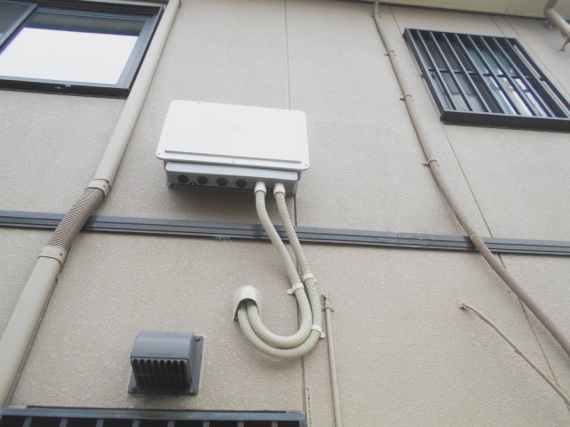 佐賀県佐賀市のM様邸にて、蓄電システムの設置をしました≪パワコン≫