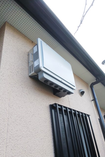 鹿児島県出水市のT様邸にて、蓄電システムを設置しました≪パワコン≫