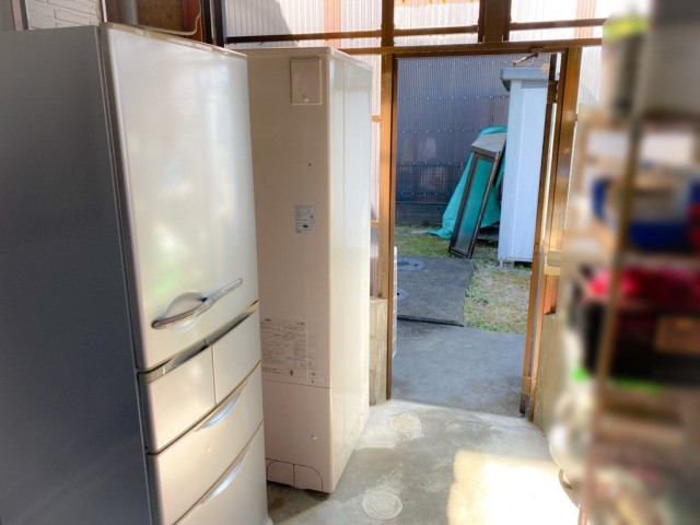 山口県下関市のS様邸にて、エコキュート設置しました≪貯湯ユニット≫