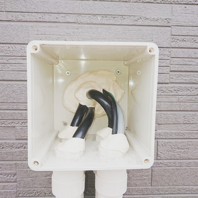 宮崎県宮崎市のK様邸にて、蓄電池システムを設置しました≪配線≫