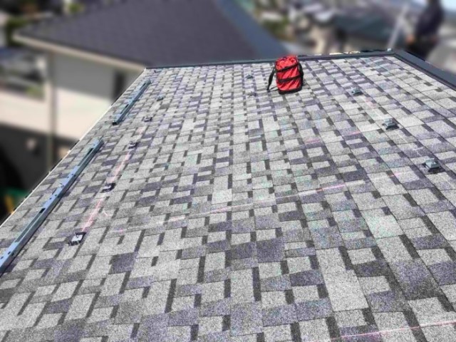 愛知県豊田市のS様邸にて、太陽光発電システムを設置しました≪施工中≫