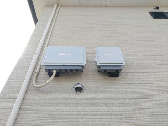 福岡県北九州市のN様邸にて、太陽光発電システムを設置しました≪パワコン≫