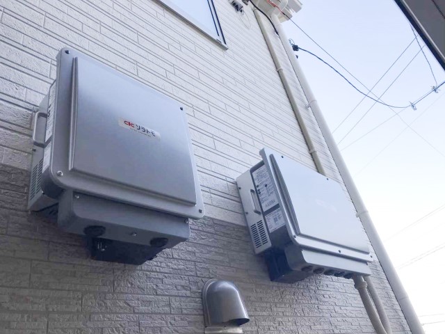 三重県三重郡のI様邸にて、太陽光発電システムを設置しました≪パワコン≫