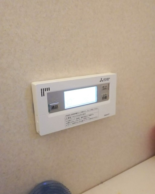 宮崎県西都市のO様邸にて、エコキュート設置しました≪リモコン≫