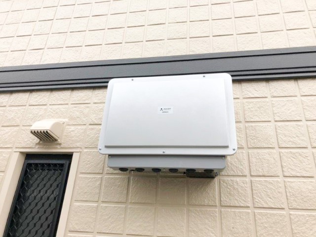 佐賀県佐賀市のU様邸にて、蓄電システムを設置しました≪パワコン≫
