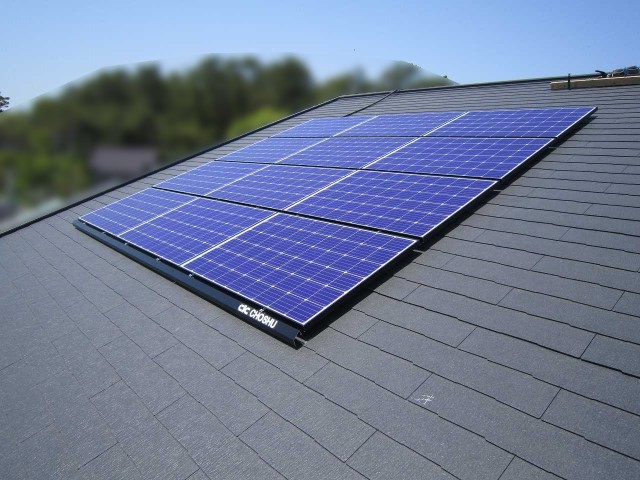福岡県古賀市のY様邸にて、太陽光発電システムを設置しました≪施工後≫