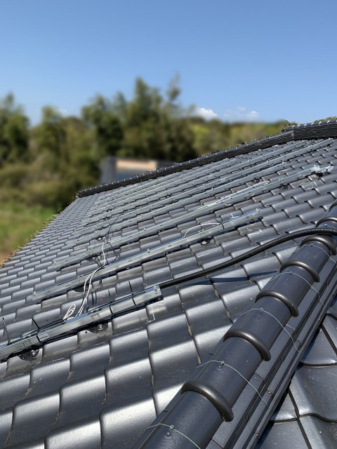長崎県長崎市のT様邸にて、太陽光発電システムを設置しました≪架台≫