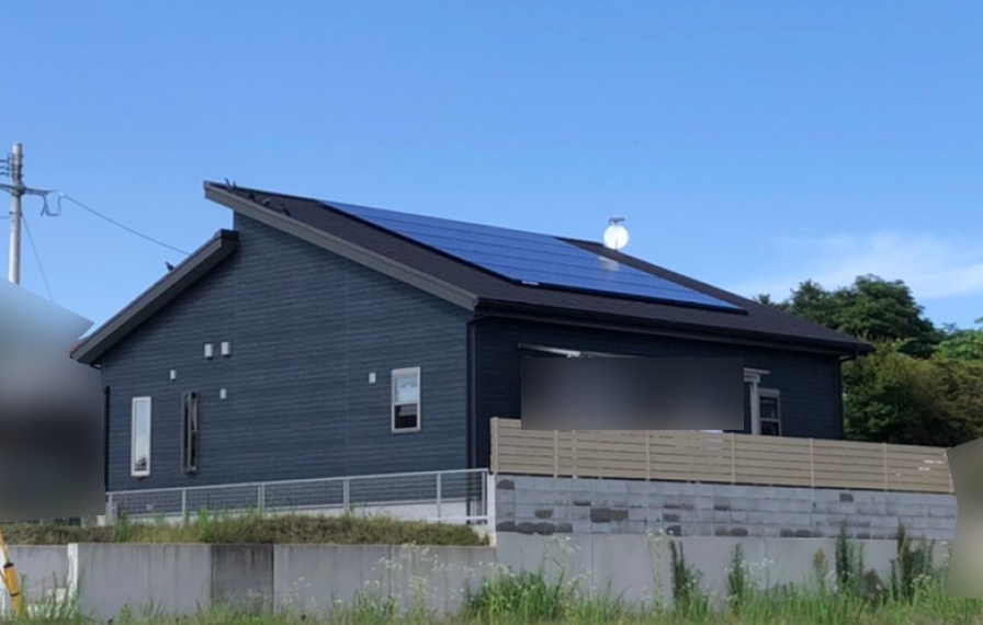 鹿児島県のＭ様邸にて、太陽光発電システムを設置させて頂きました！