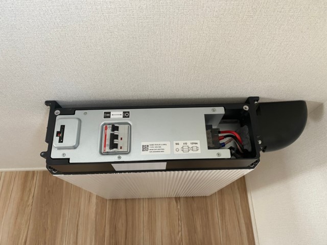 O様邸にて、蓄電システムを設置しました≪蓄電池≫上部
