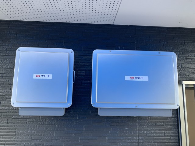 宮崎県西諸県郡のI様邸にて、太陽光発電システムを設置しました≪パワコン≫
