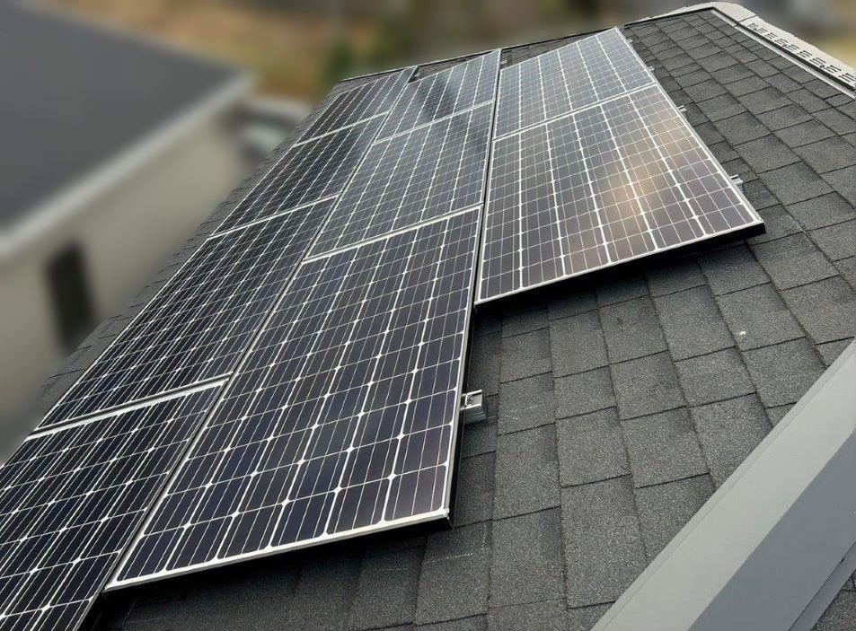 宮崎県宮崎市のO・C様宅に太陽光発電、蓄電池を設置いたしました