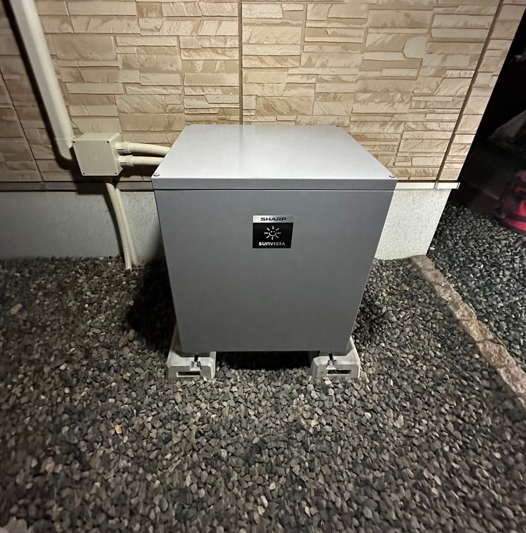 岡山県倉敷市のT.K様宅に蓄電池、エコキュートを設置いたしました
