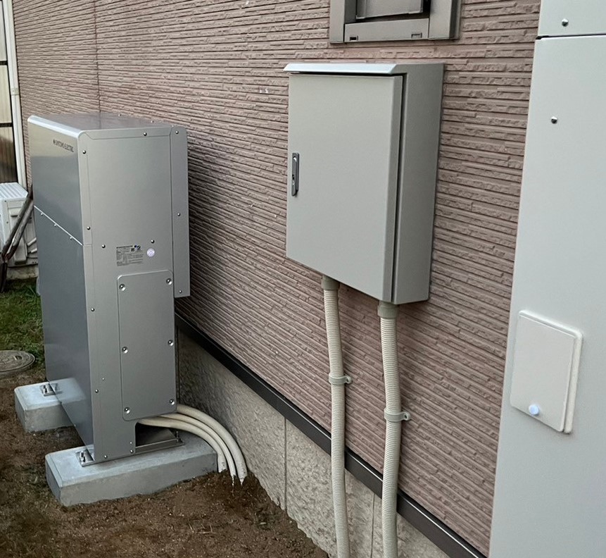 岡山県倉敷市のH・T様宅に蓄電池,エコキュートを設置いたしました