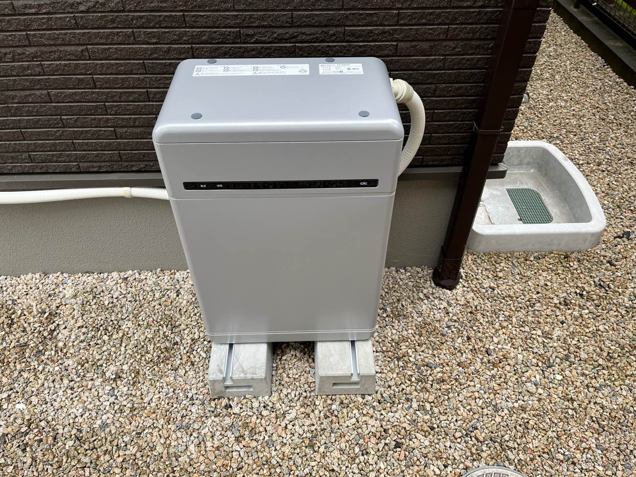福岡県朝倉市のT様宅に蓄電池を設置いたしました