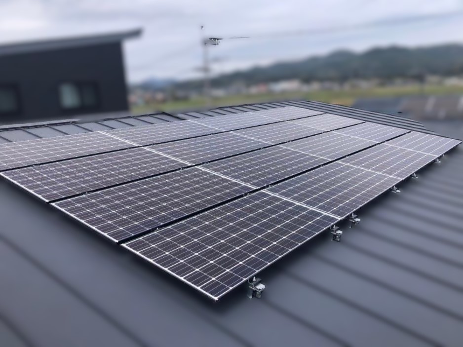 鹿児島県姶良市のK様宅に太陽光発電、蓄電池を設置いたしました