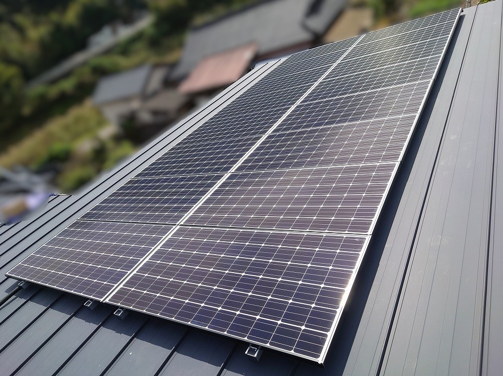 鹿児島県霧島市のH様宅に太陽光発電、蓄電池システムを設置いたしました