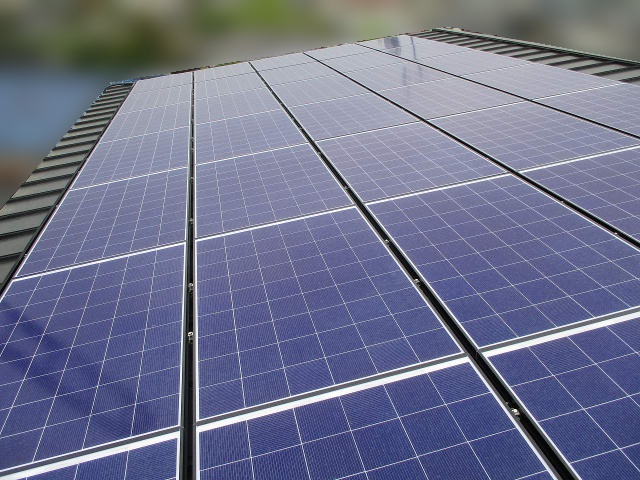 福岡県鞍手郡のU様邸にて、長州の太陽光発電システム（CS-286G31）を 設置させて頂きました。
