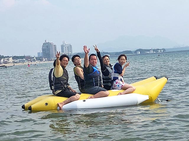 新日本エネックスBBQでバナナボート挑戦！