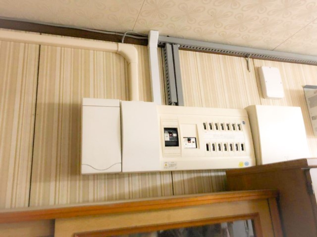 佐賀県唐津市のM様邸にて、蓄電システムの設置をしました≪特定負荷用分電盤≫