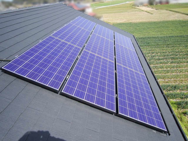 福岡県糸島市のK様邸にて、太陽光発電システムを設置しました≪施工後≫
