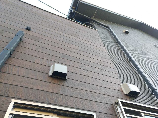 福岡県糸島市のK様邸にて、太陽光発電システムを設置しました≪パワコン設置前≫