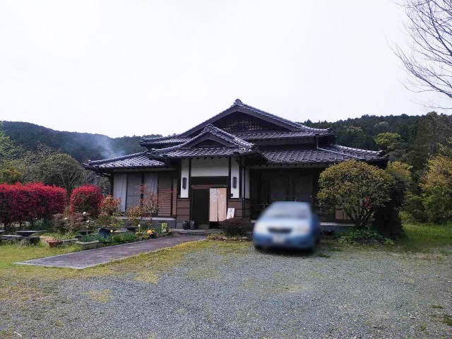 福岡県飯塚市のH様邸にて、エコキュート設置しました≪お家≫