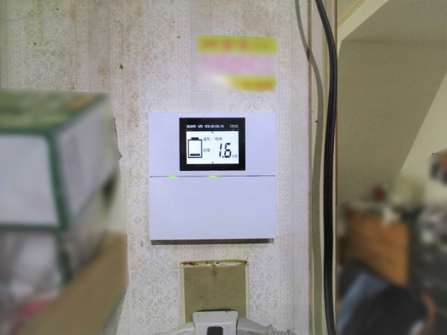 福岡県福津市のN様邸にて、蓄電システムの設置をしました≪リモコン≫