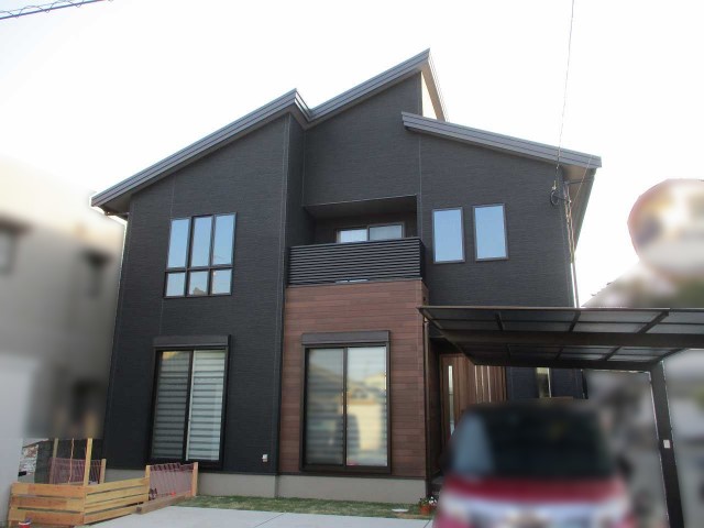 福岡県古賀市のY様邸にて、太陽光発電システムを設置しました≪お家≫
