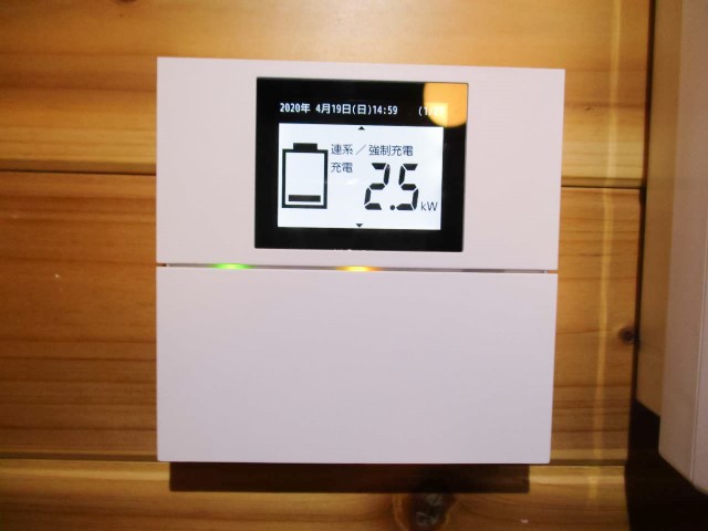 山口県下関市のT様邸にて、蓄電システムを設置しました≪リモコン≫