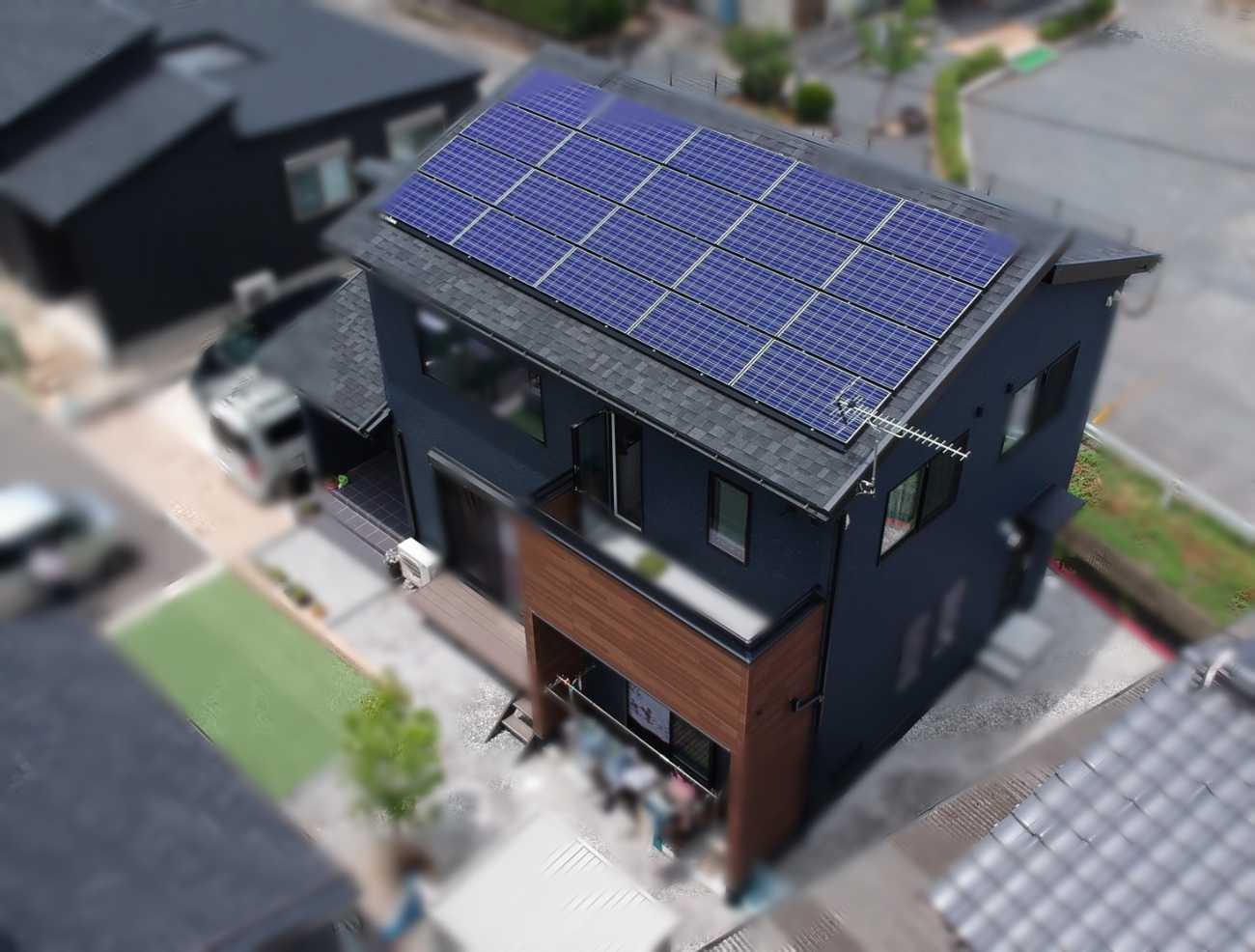 福岡県遠賀郡のK様邸にて、太陽光発電システムを設置しました！