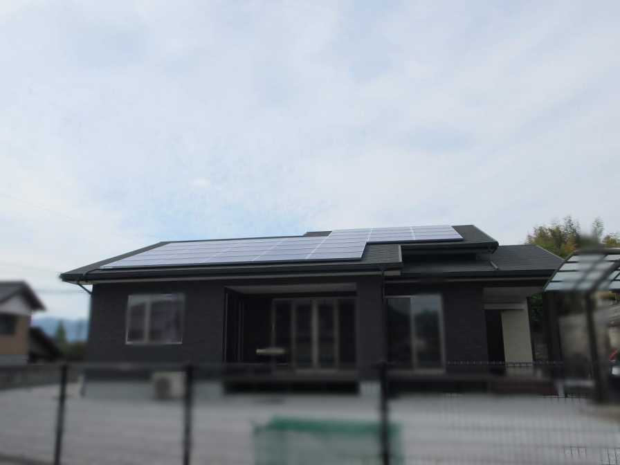 福岡県嘉穂郡のF様邸にて、太陽光発電システムを設置しました！