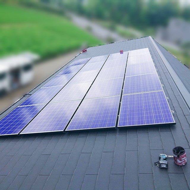 宮崎県西諸県郡のI様邸にて、太陽光発電システムを設置しました≪施工後≫