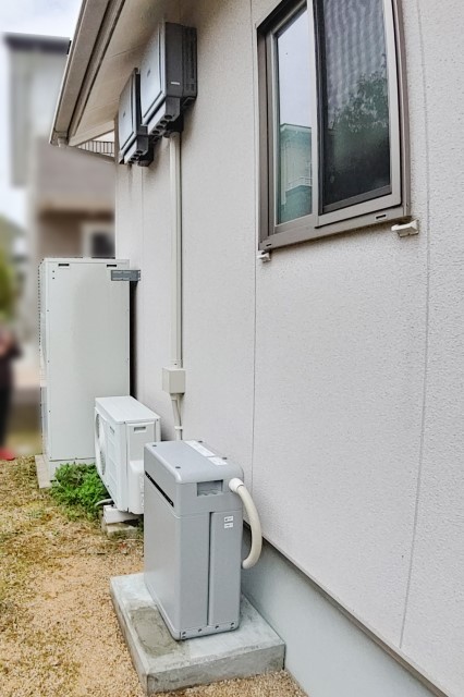 長崎県のW様邸にて、蓄電システムを設置しました≪外観≫